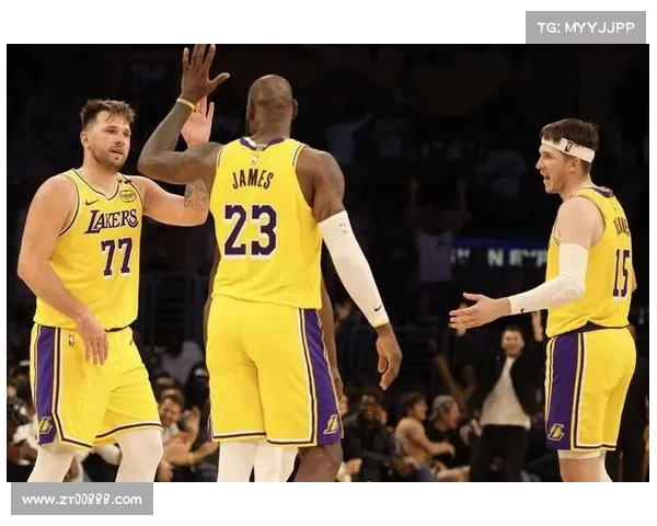 NBA巅峰对决:湖人与骑士的激烈碰撞 NBA巅峰对决:湖人与骑士的激烈碰撞